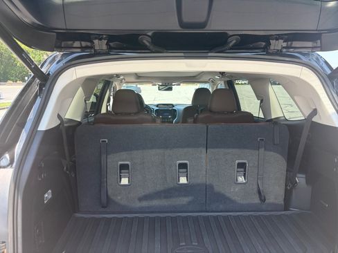 Used 2022 Subaru Ascent Touring w/ Popular Package #2A AWD/4WD image 19