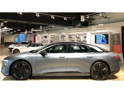 Used 2024 Lucid Air Pure image 8