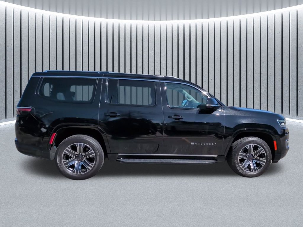 Used 2024 Jeep Wagoneer 4WD w/ Premium Group I image 4