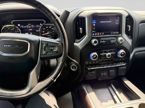 Used 2020 GMC Sierra 2500 Denali w/ Denali Ultimate Package AWD/4WD image 12