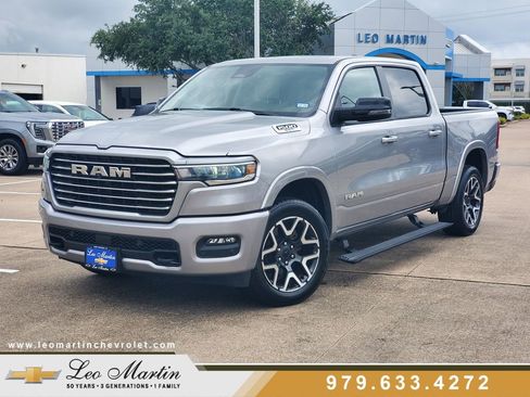 Used 2025 RAM 1500 Laramie w/ Laramie Southwest Edition AWD/4WD image 1