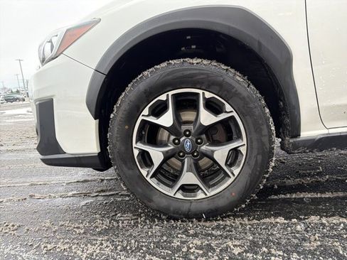 Used 2019 Subaru Crosstrek 2.0i Premium image 11