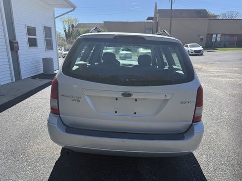 Used 2005 Ford Focus SE image 6