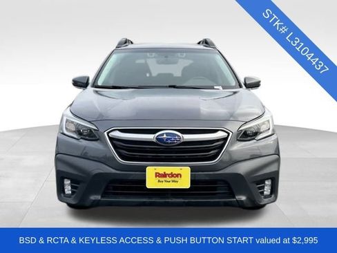 Used 2020 Subaru Outback Premium image 2