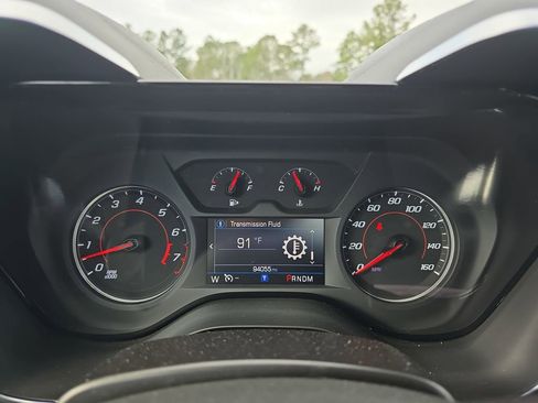Used 2021 Chevrolet Camaro LT image 24