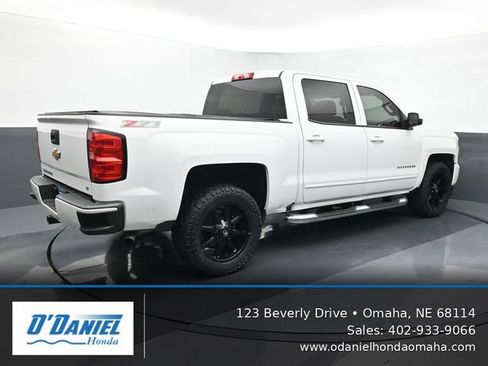 Used 2017 Chevrolet Silverado 1500 LT w/ All Star Edition AWD/4WD image 6