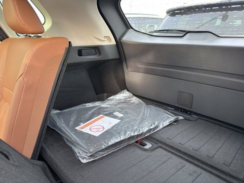 New 2026 Nissan Rogue Platinum image 31