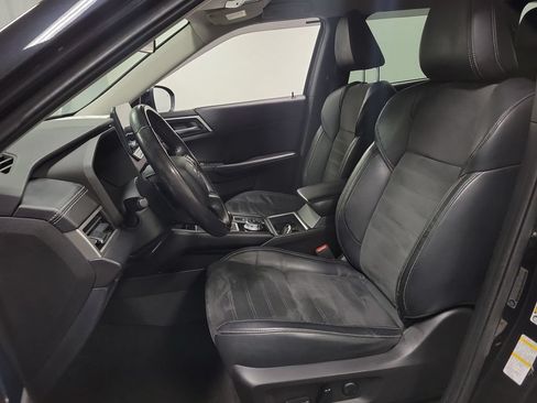 Used 2022 Mitsubishi Outlander SE AWD/4WD image 13