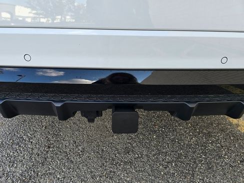 Used 2025 Audi Q8 Premium Plus image 15