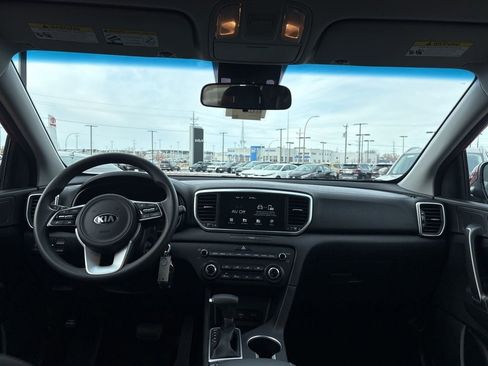 Used 2021 Kia Sportage LX image 30
