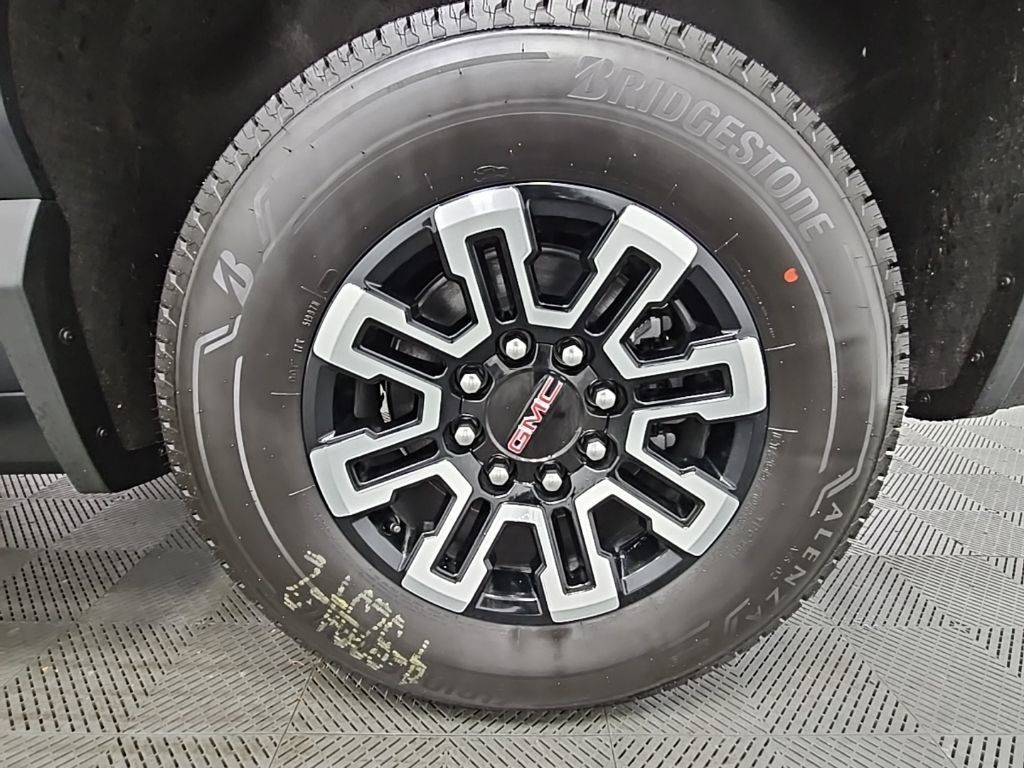 New 2026 GMC Sierra EV Elevation AWD/4WD image 40