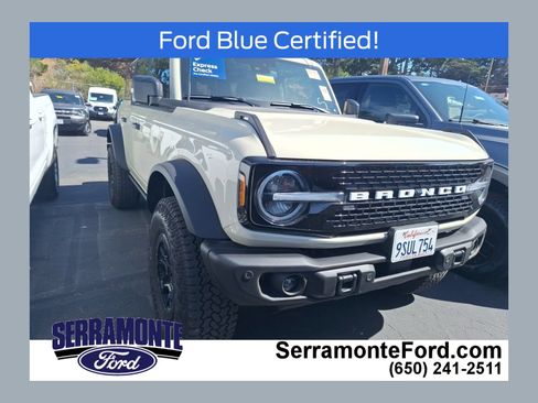 Used 2025 Ford Bronco Badlands AWD/4WD image 1