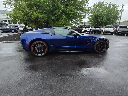 Used 2017 Chevrolet Corvette Grand Sport RWD image 8
