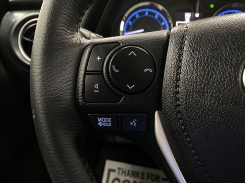 Used 2018 Toyota Corolla SE FWD image 15