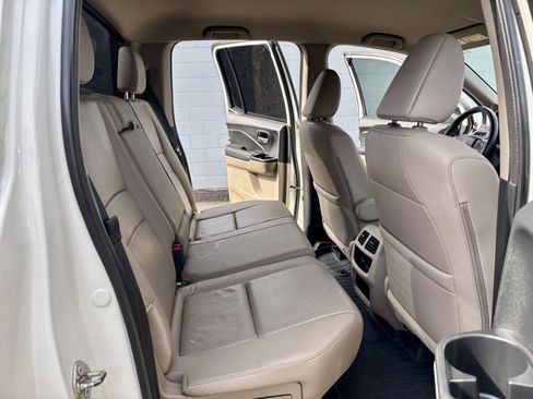 Used 2018 Honda Ridgeline RTL image 9
