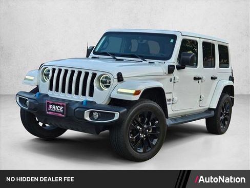 Used 2022 Jeep Wrangler Unlimited Sahara w/ Cold Weather Group AWD/4WD image 1