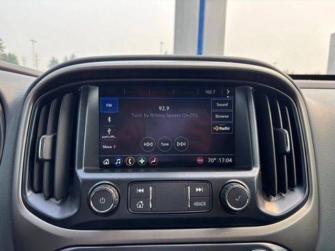 Used 2019 Chevrolet Colorado Z71 AWD/4WD image 22