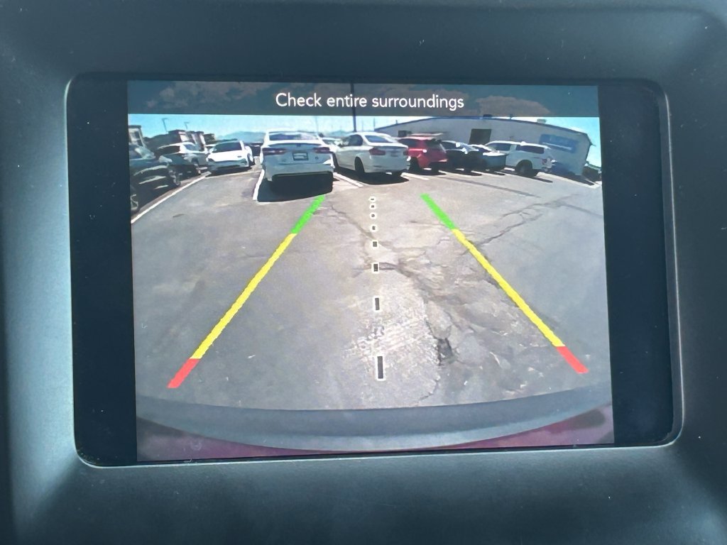 Used 2019 Jeep Cherokee Latitude Plus w/ Comfort/Convenience Group FWD image 15