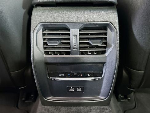 Used 2025 BMW 330i Sedan image 29