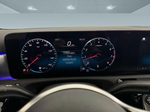 Used 2022 Mercedes-Benz A 220 image 18