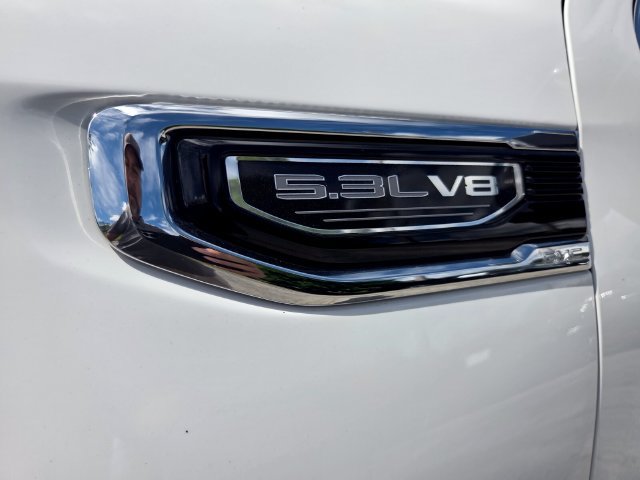 Used 2025 GMC Sierra 1500 SLT AWD/4WD image 11