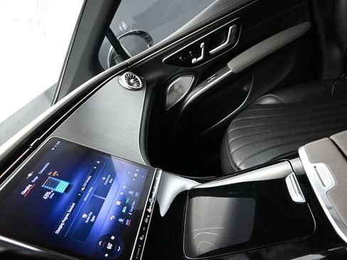 Used 2022 Mercedes-Benz EQS 450+ Sedan image 15