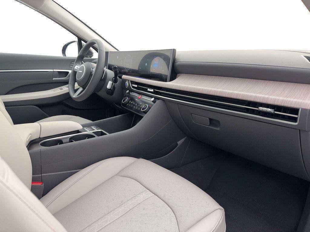 New 2026 Hyundai Sonata Limited FWD image 15