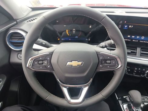 New 2026 Chevrolet Trax LT w/ Driver Confidence Package image 17