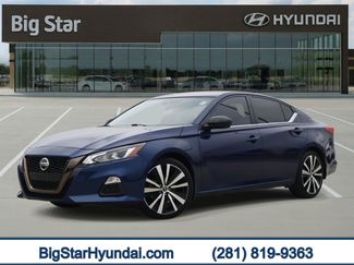 Used 2022 Nissan Altima 2.5 SR video 1
