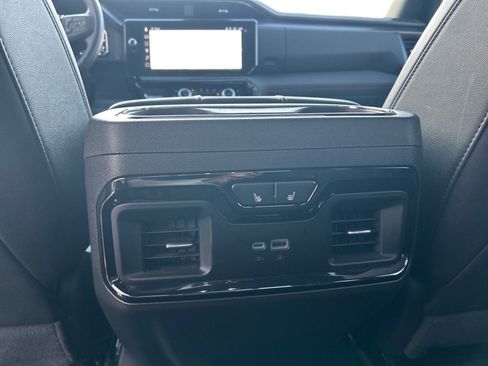 Used 2024 GMC Sierra 1500 AT4 w/ Technology Package image 26