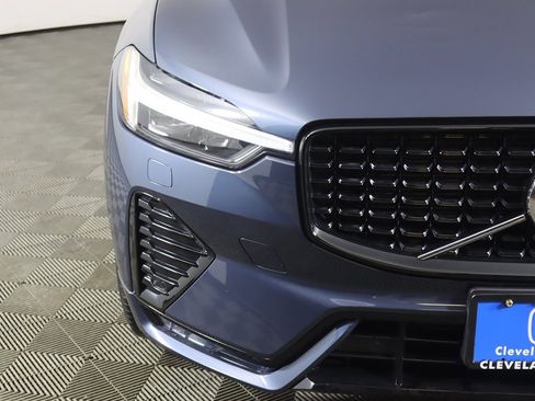 Used 2023 Volvo XC60 B5 Plus w/ Climate Package image 15