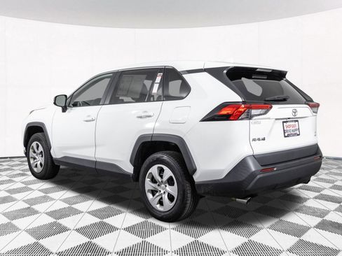 Used 2023 Toyota RAV4 LE AWD/4WD image 9