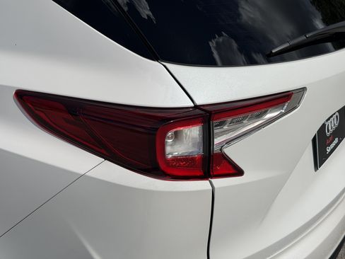 Used 2025 Acura RDX w/ Technology Package AWD/4WD image 10