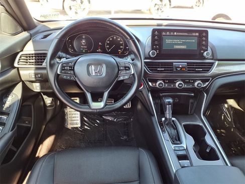 Used 2022 Honda Accord Sport image 12