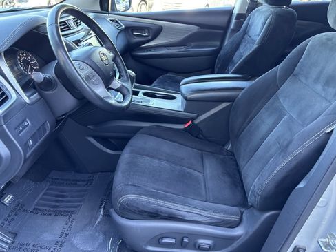 Used 2018 Nissan Murano SV FWD image 13