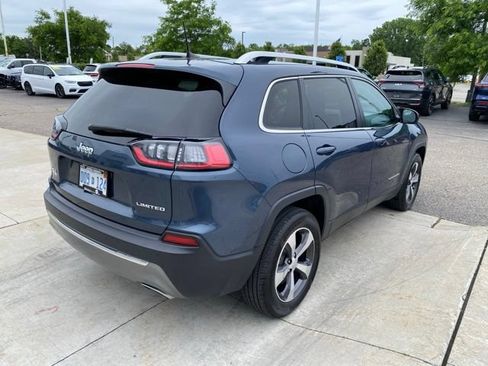 Used 2019 Jeep Cherokee Limited AWD/4WD image 3