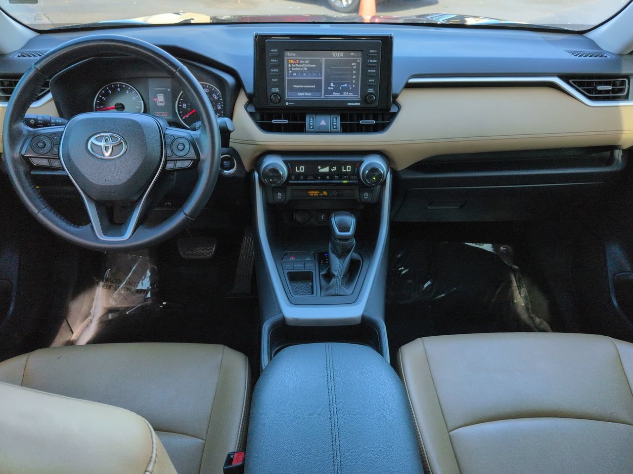Used 2021 Toyota RAV4 XLE Premium FWD image 15