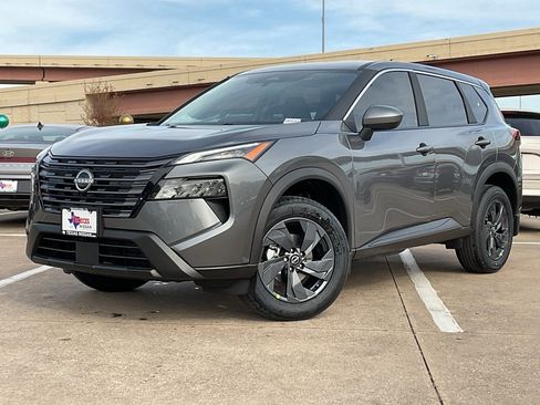 New 2026 Nissan Rogue SV image 2