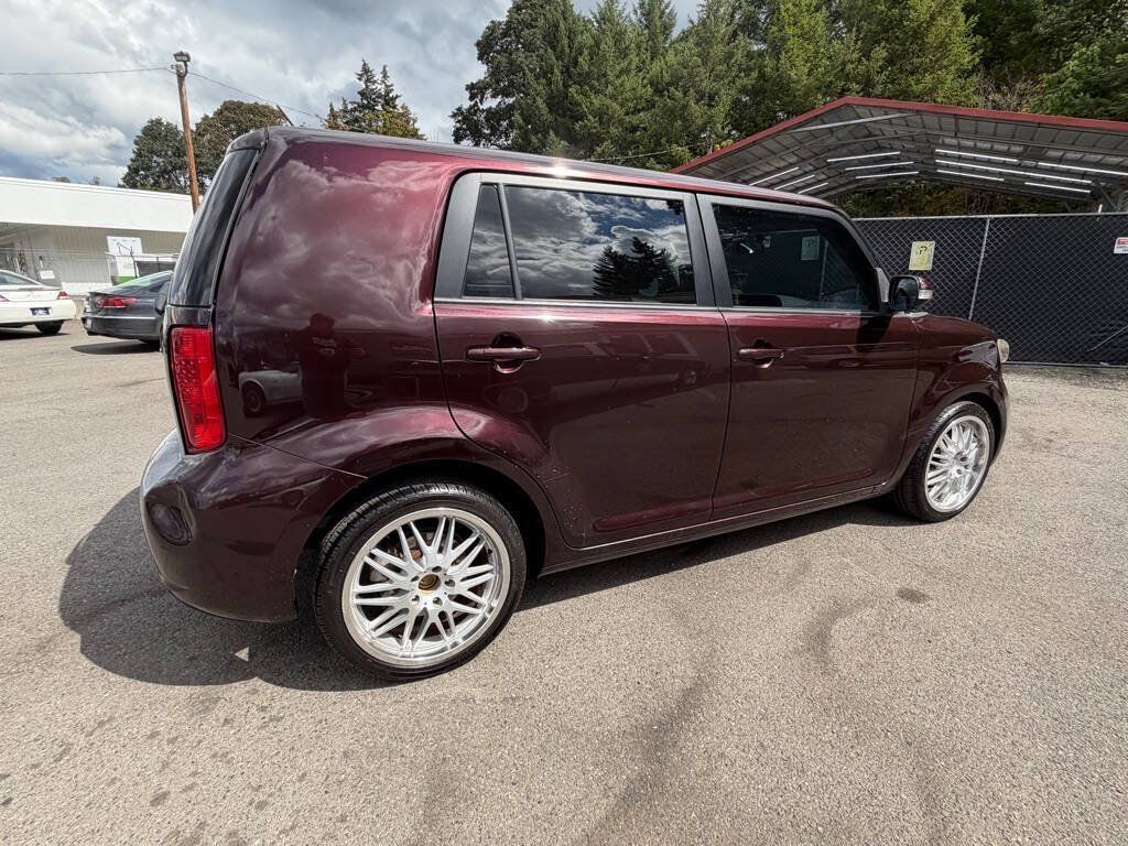 Used 2009 Scion xB FWD image 17