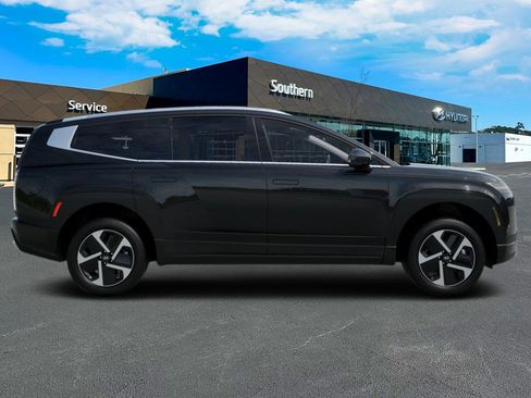 New 2026 Hyundai Ioniq 9 S image 7