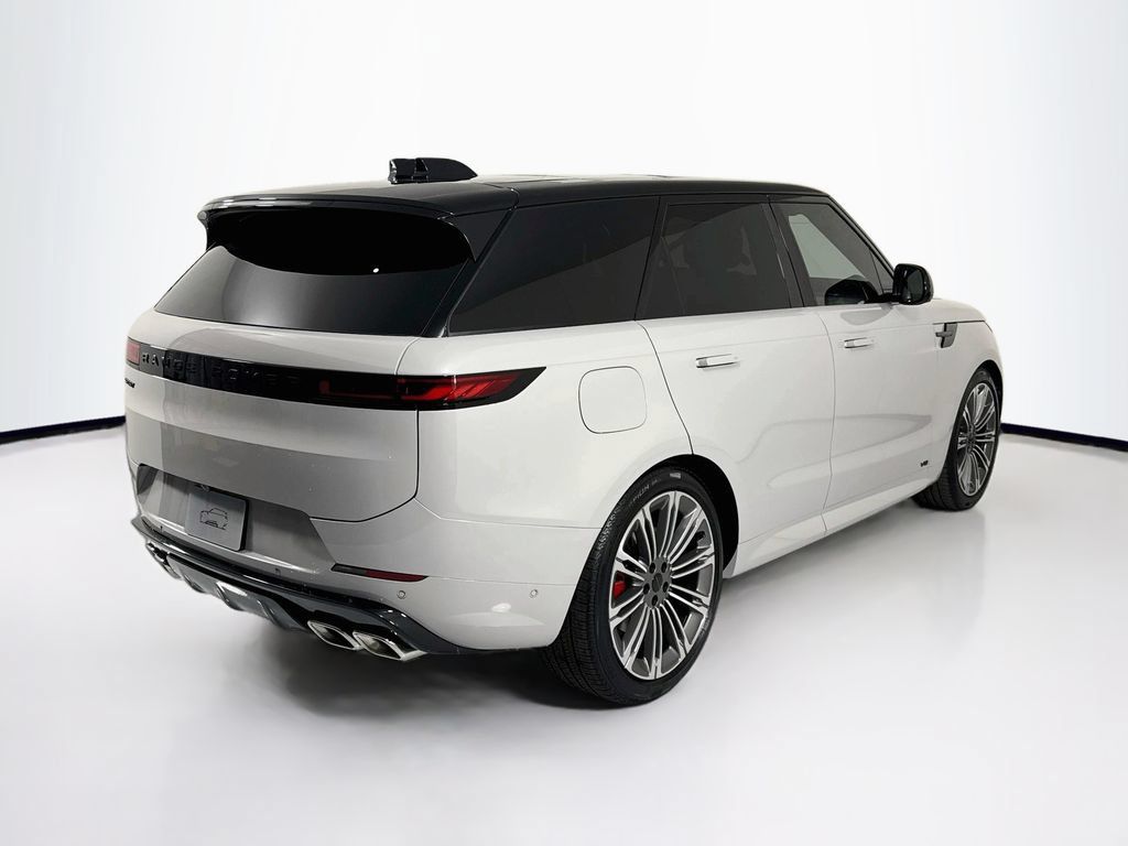 New 2026 Land Rover Range Rover Sport Dynamic SE AWD/4WD image 5
