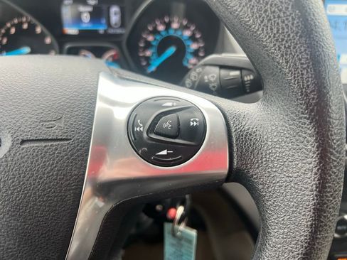 Used 2016 Ford Escape SE w/ Equipment Group 201A image 11