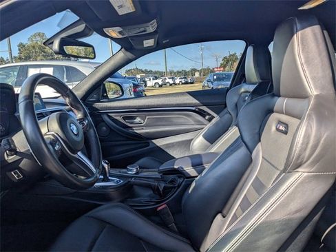 Used 2018 BMW M4 Coupe image 19