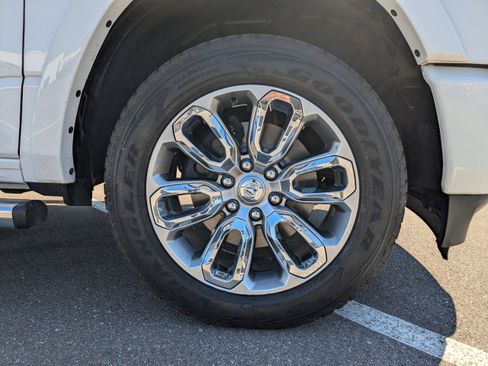 Used 2021 RAM 1500 Laramie w/ Sport Appearance Package image 10