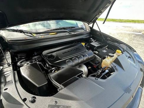 Certified 2019 Jeep Cherokee Limited FWD image 30