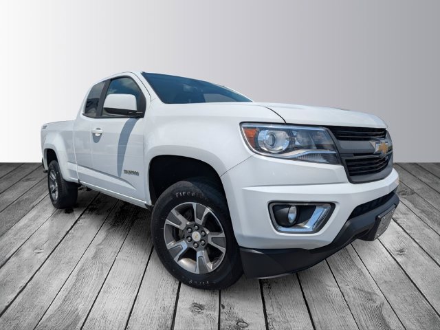 Used 2016 Chevrolet Colorado Z71 AWD/4WD image 3