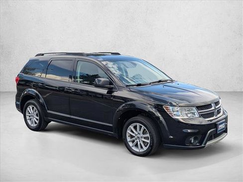 Used 2018 Dodge Journey SXT FWD image 3