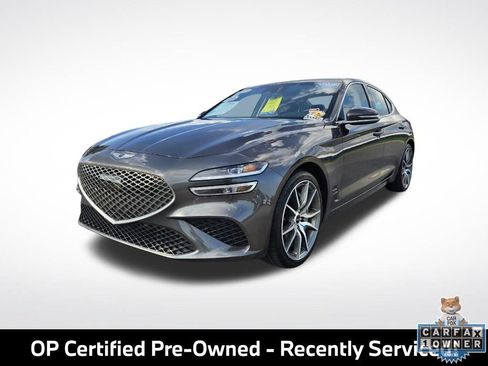 Used 2025 Genesis G70 2.5T RWD image 3