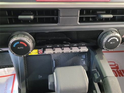 New 2024 Toyota Tacoma 4x4 Double Cab image 34