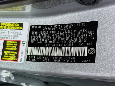 Used 2025 Toyota Camry LE FWD image 40